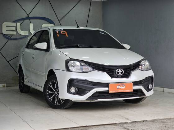 TOYOTA ETIOS 1.5 PLATINUM SEDAN 16V FLEX 4P AUTOMÁTICO TOYOTA ETIOS 1.5 PLATINUM SEDAN 16V FLEX 4P AUTOMÁTICO